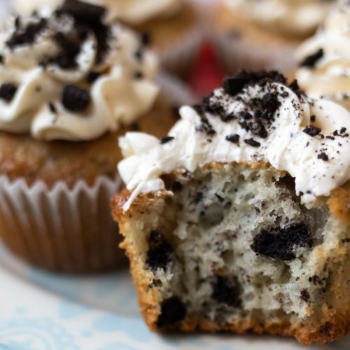 Cookies and Cream Cupcake RecipeThe Lemon Diaries