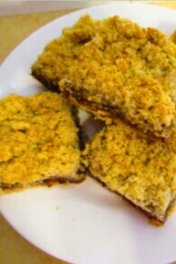 date bars on a plate