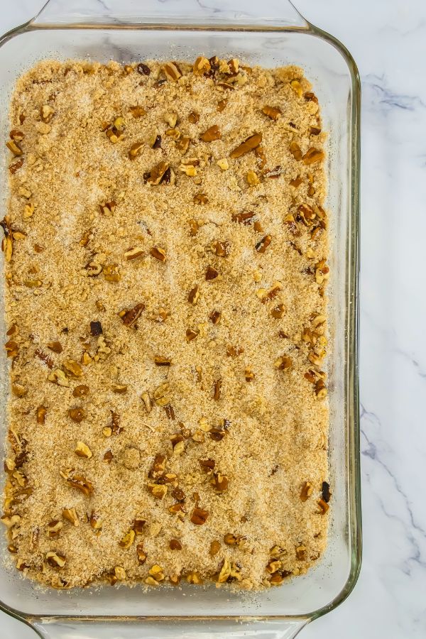 pecan cobbler topping in a dish
