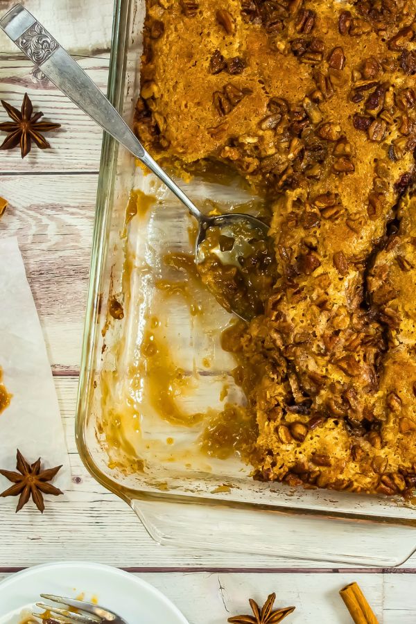 pumpkin pecan cobbler dessert in a pan